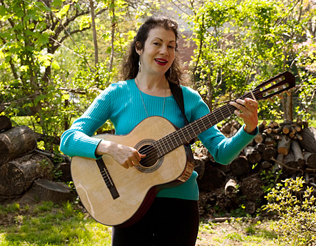 Rosine Katan at Musical Munchkins